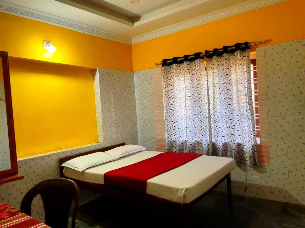 Somatheertham Resort Thiruvananthapuram Chambre photo